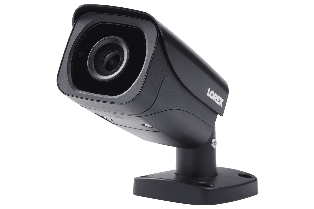 4K Ultra HD Resolution 8MP Outdoor IP Camera, 200ft Night Vision