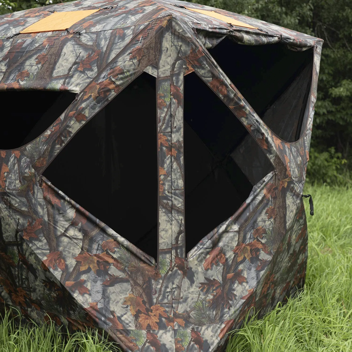 Barronett Blinds Tag Out Pop Up Hunting Blind, Bloodtrail Woodland (Open Box)